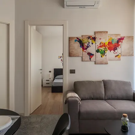 Guesthost - Regina Margherita * Rom