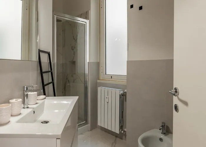 Guesthost - Regina Margherita 로마